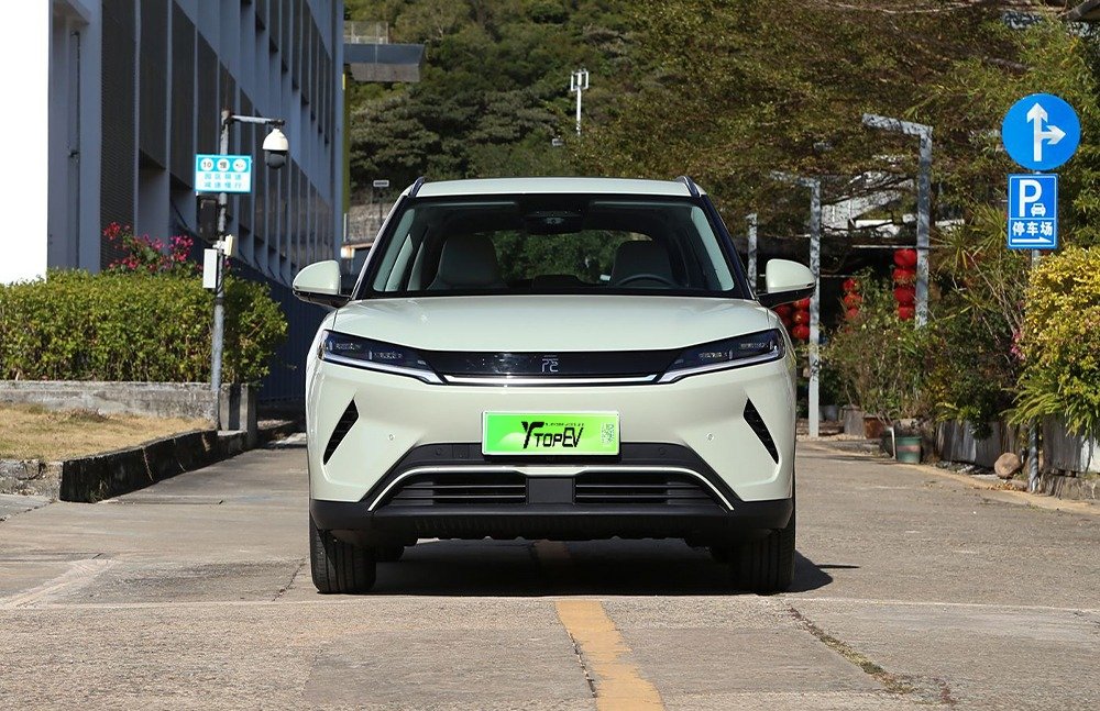 imgi_3_1_3(5) 2026 BYD Yuan UP– China Export Vehicle | CarBuyChina - Image 1