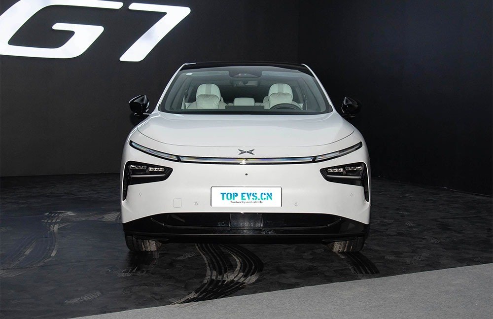 imgi_3_1_3(6) 2026 Xpeng G7– China Export Vehicle | NVOVA - Image 1