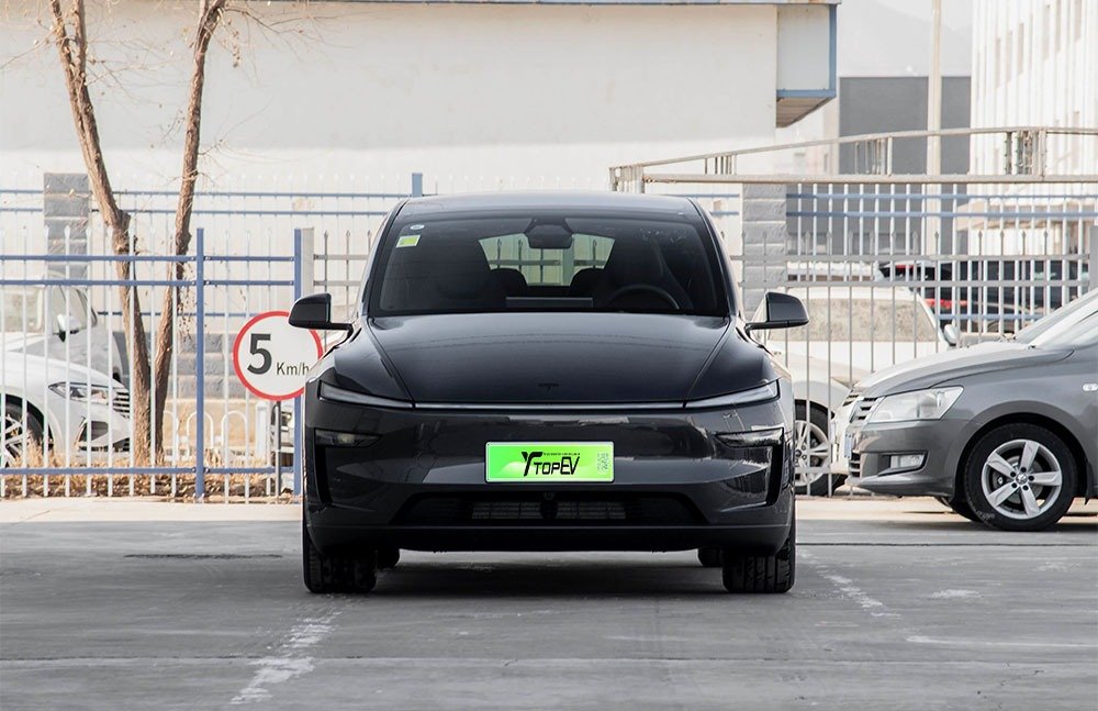 imgi_3_1_3(70) Tesla Model Y L 2026– Ready for Export From China | NVOVA - Image 1