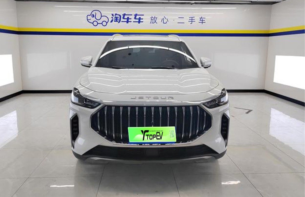 imgi_4_jetour 2 Jetour X70 PLUS 2026 Model 1.6T DCT Premium Edition 5-Seater– Ready for Export From China | CarBuyChina - Image 1