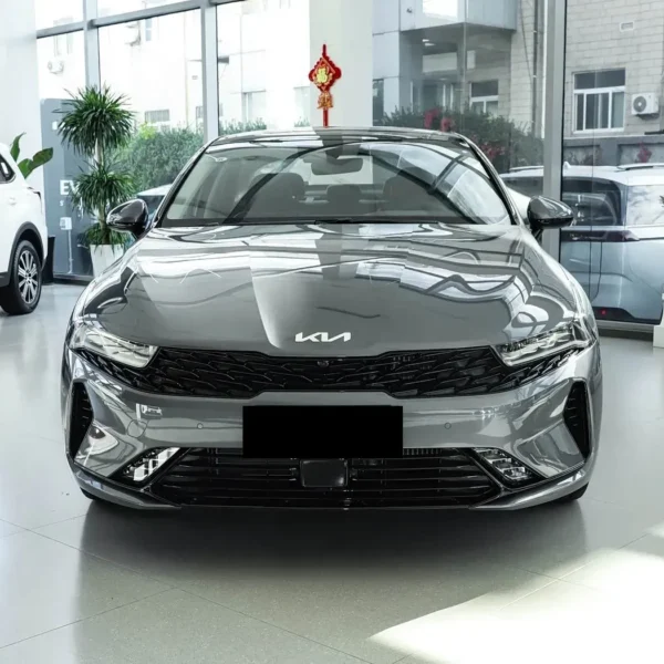 KIA K5 Stylish Youthful Sedan– Wholesale Price From China | NVOVA