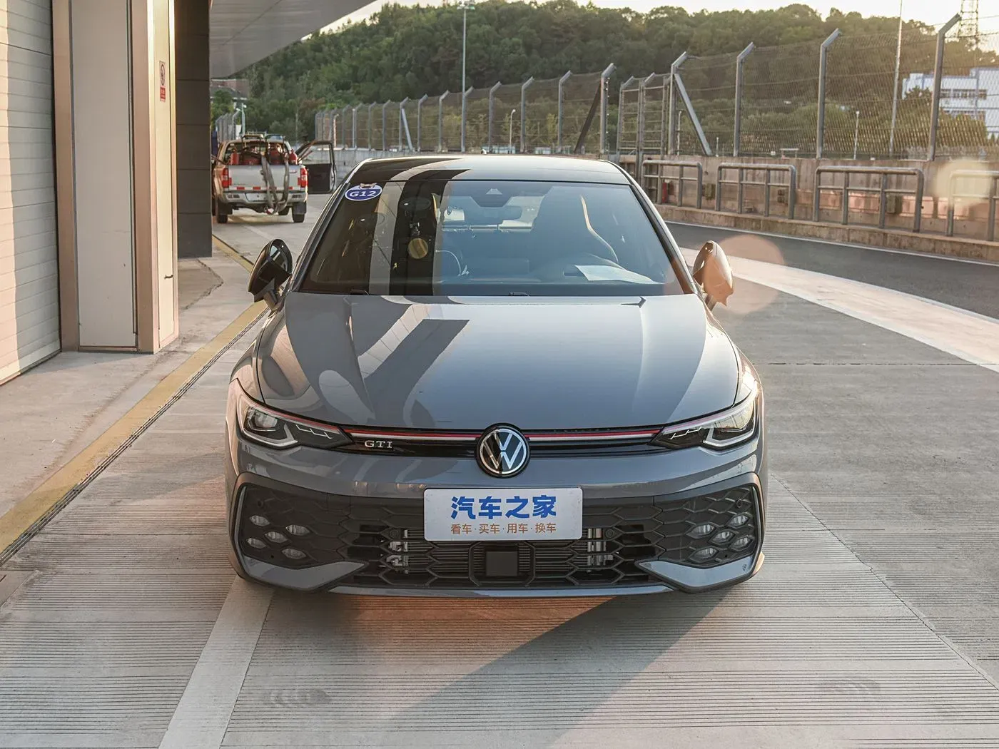 imgi_89_V-Olkswagen-Golf-Gti-High-Quality-High-Performance-in-China Volkswagen Golf GTI - High Quality High Performance– Ships Worldwide From China | CarBuyChina - Image 1