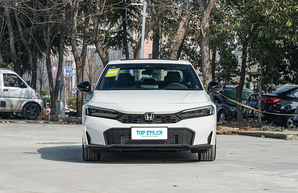 imgi_3_1_3(59) Honda Civic 2026 CVT– China Export Vehicle | CarBuyChina - Image 1